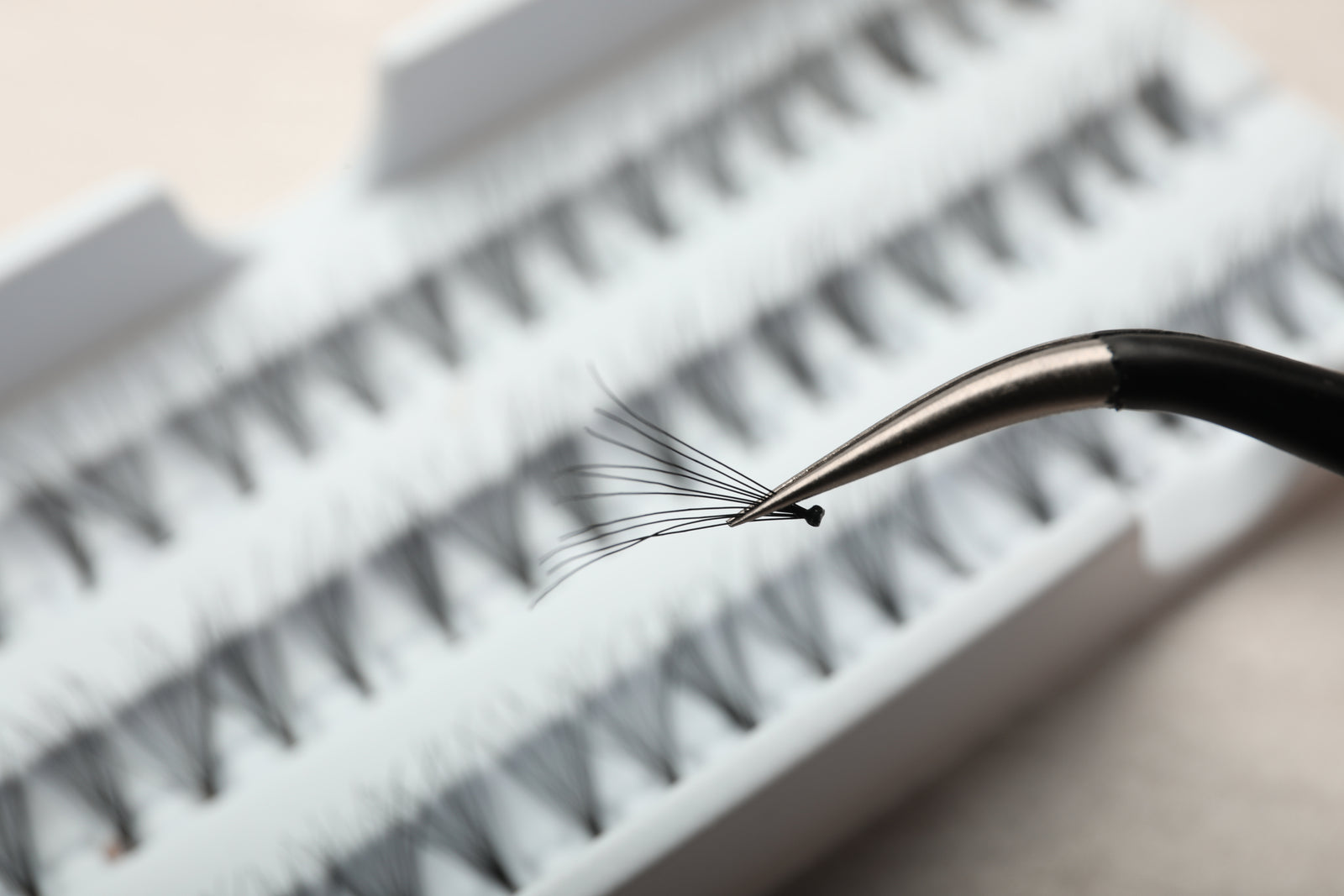 Why You Should Avoid Cluster Lashes?