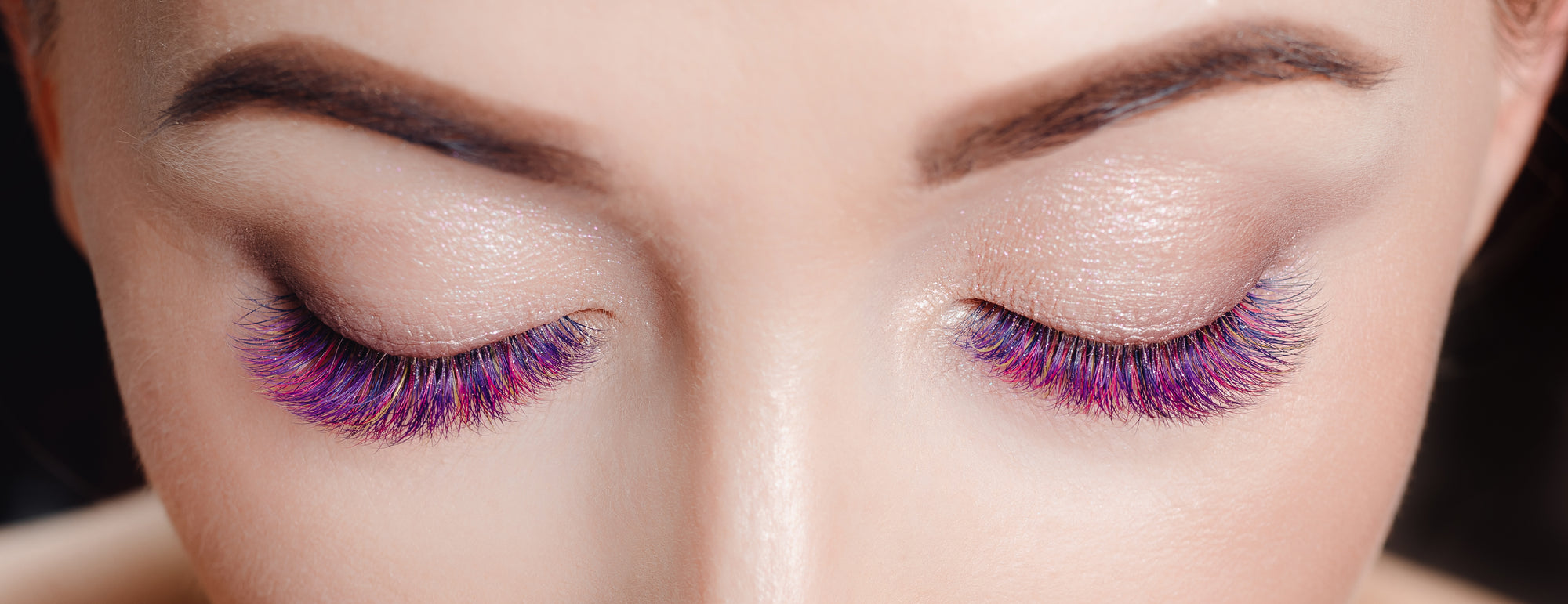5 Essential Guidelines for Applying Gorgeous Colored Eyelash Extensions